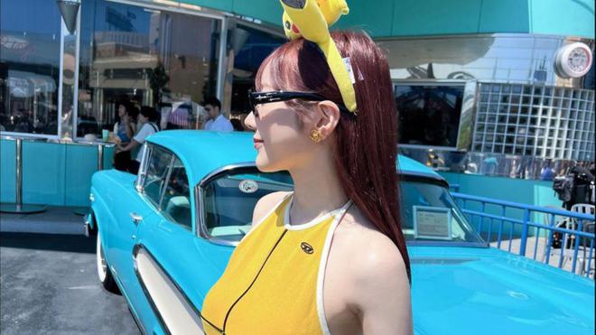 穿比基尼仅靠粉色布料死守身材尊龙人生就是博小宵虎南雪地